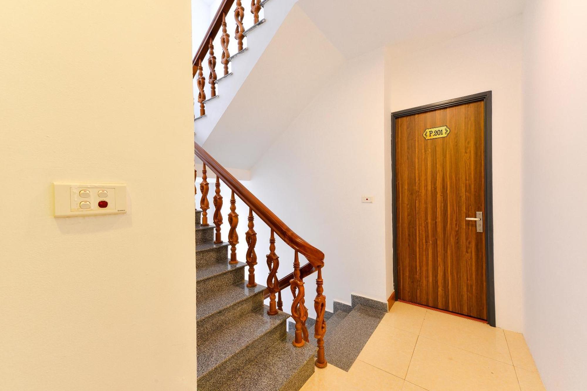 האנוי Oyo 317 Kim Cuong Hotel 2 מראה חיצוני תמונה